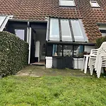 Maison De *