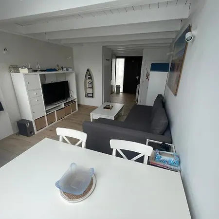 Maison De
