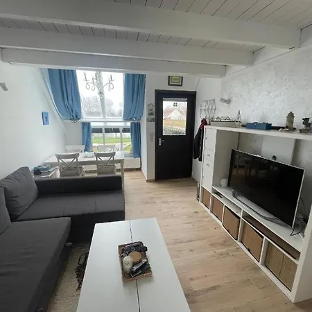 Maison De بيت للعطل *