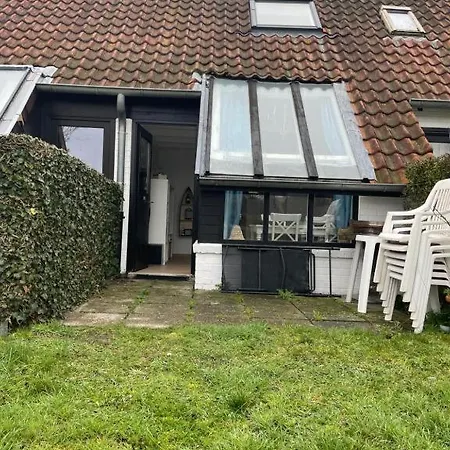 Maison De *